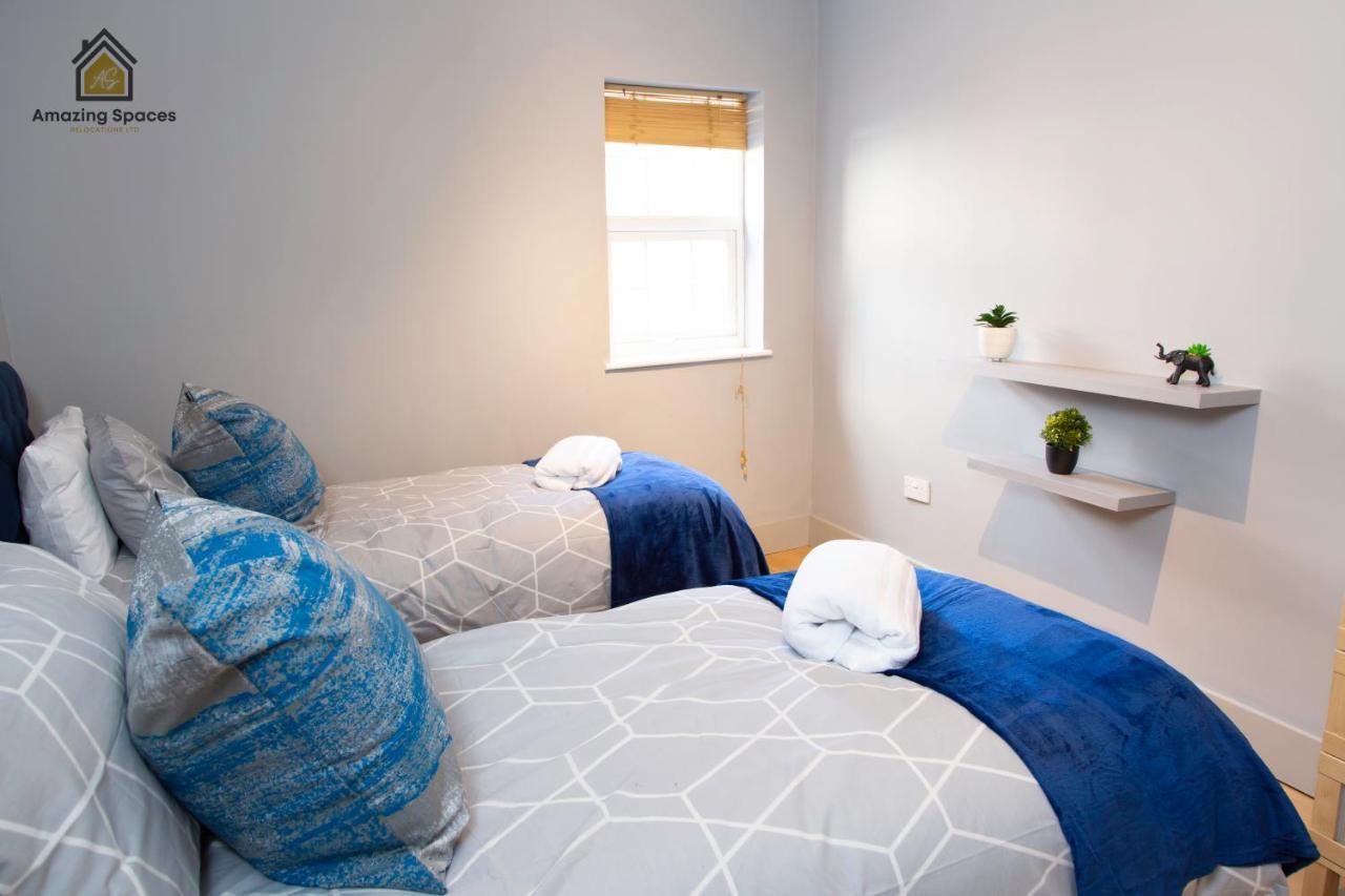 City Centre 2 Bed Flat Sleeps 3 For Work And Leisure With Free Wifi By Amazing Spaces Relocations Ltd Γουόρινγκτον Εξωτερικό φωτογραφία